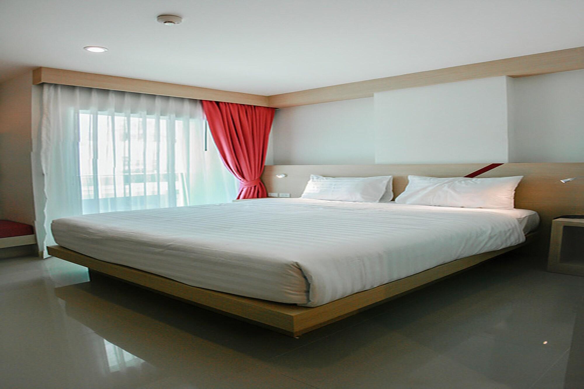 Sun Sea Sand Patong Exterior foto